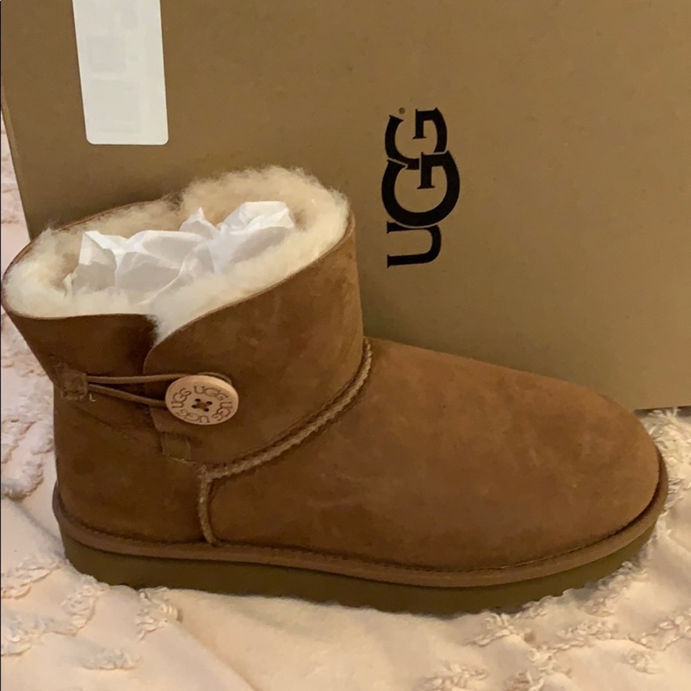 Ugg Mini Bailey Boot